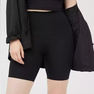 Aerie OFFLINE Goals 7" Bike Short